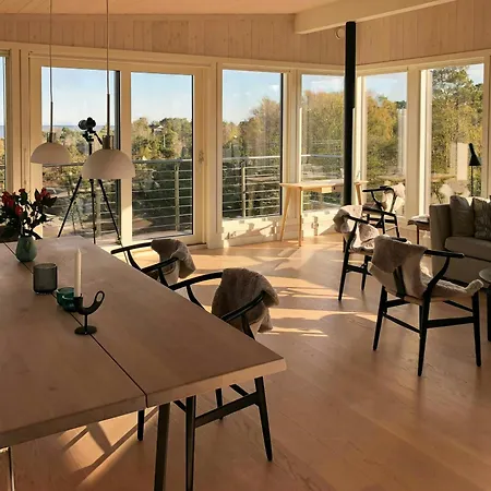 Modern With Sea Views In Portor * Stabbestad